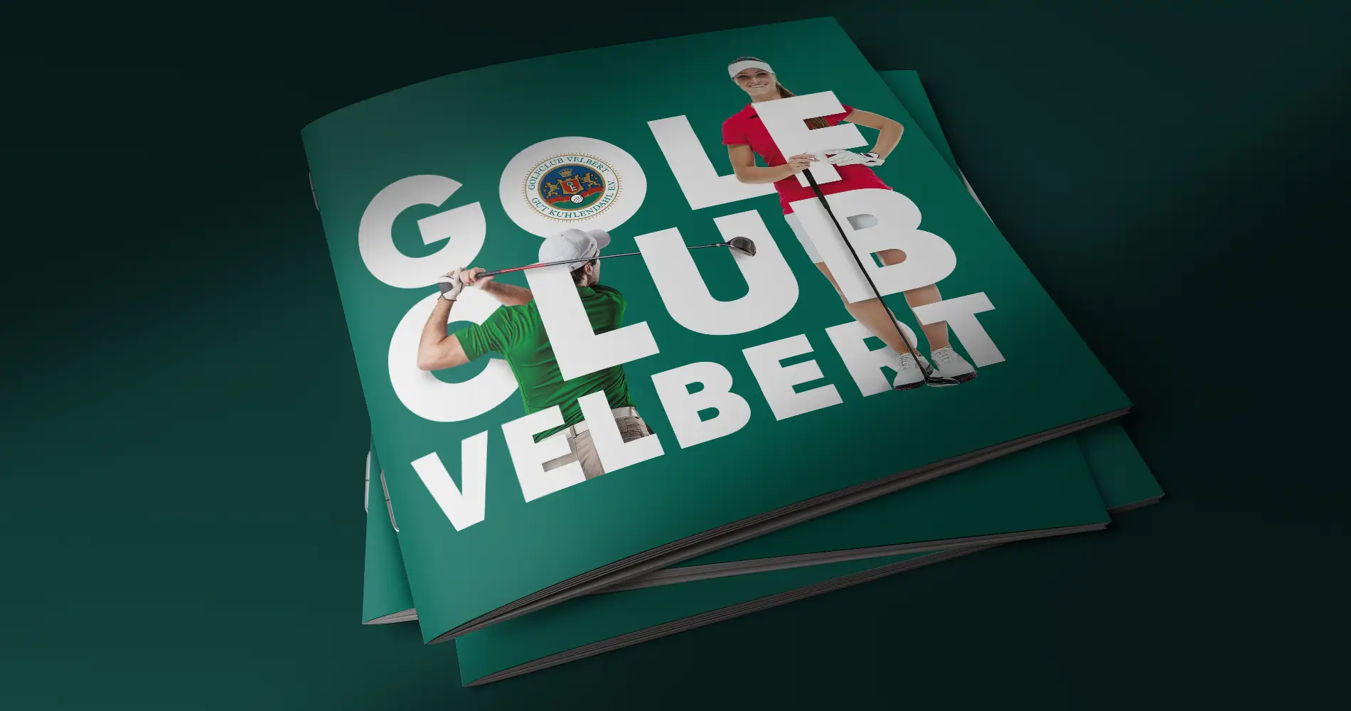 Golfclub Velbert Broschüre mit großflächiger Typografie und Golfspieler Motiven auf dem Cover