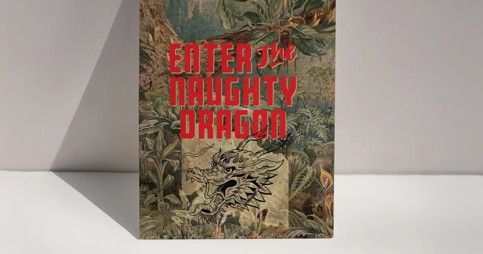Cocktailkarten-Design „Enter the Naughty Dragon“ mit Illustration und markanter Typografie