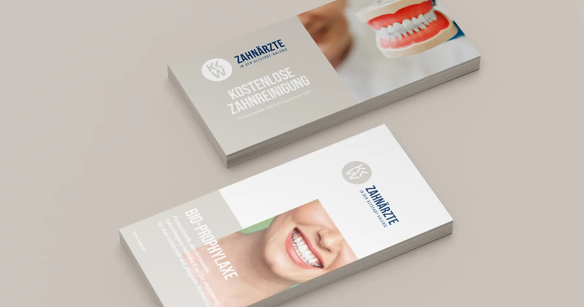 Flyerdesign der Zahnarztpraxis KKW mit Leistungen zur Zahnreinigung und Prophylaxe im modernen Corporate Design.