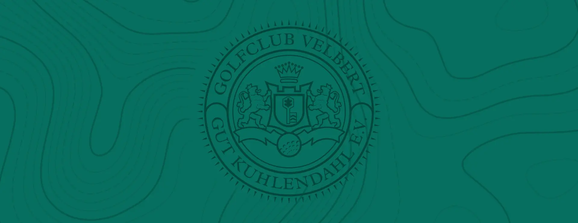 Logo des Golfclub Velbert als dezente Prägung auf grünem Hintergrund mit topografischem Muster
