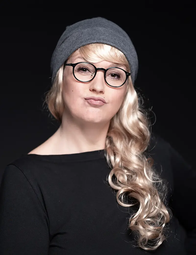 Mitarbeiterin Designagentur Portrait Team Haus des guten Geschmacks